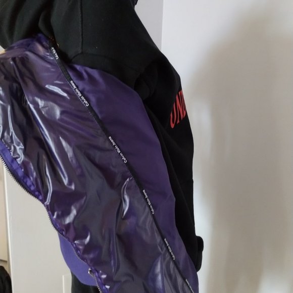 Calvin Klein Jeans Puffy Jacket - Picture 8 of 9